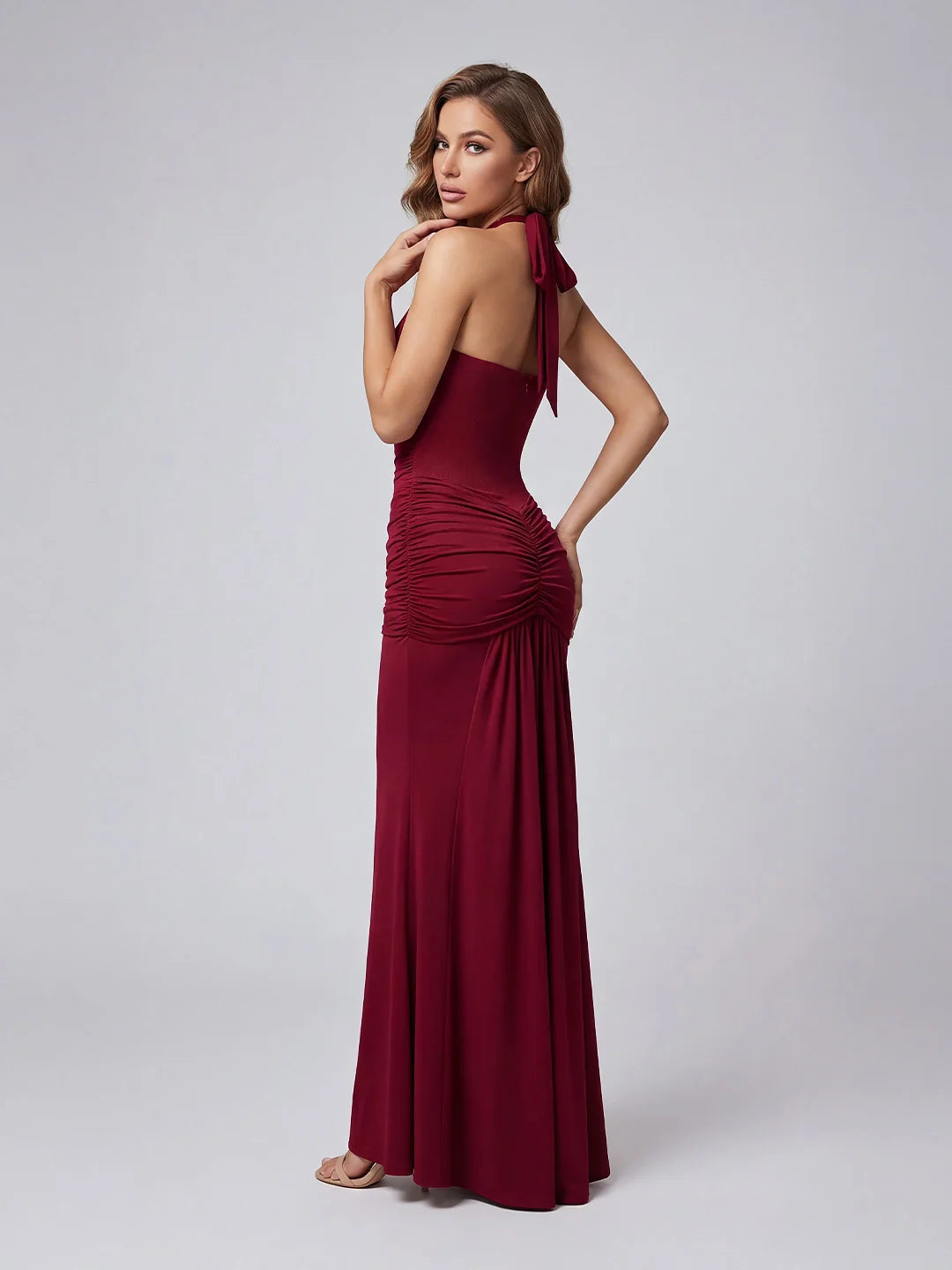 Backless sleeveless V-neck pleated maxi dress