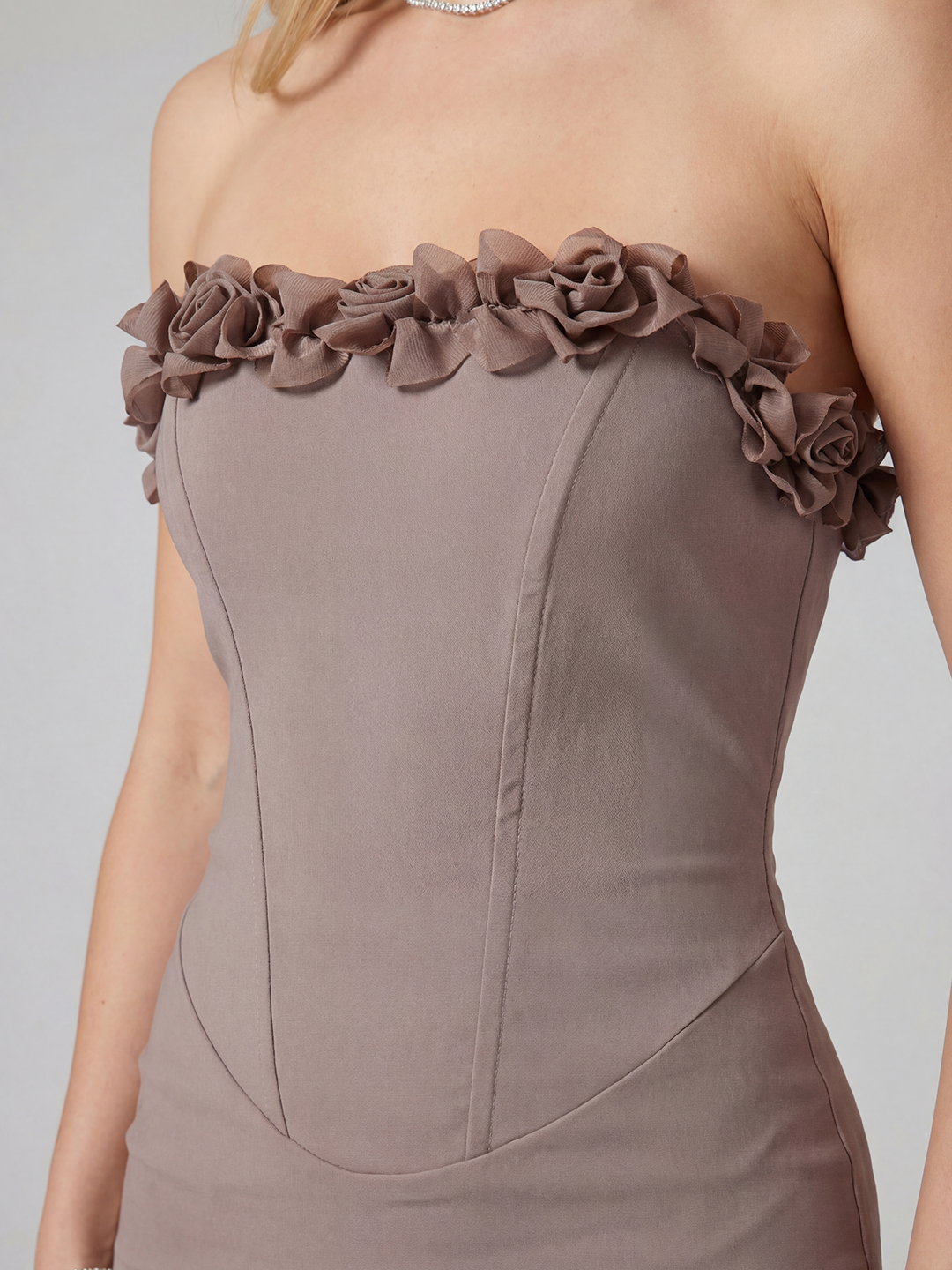 Elastic Rose Bow Strapless Gown